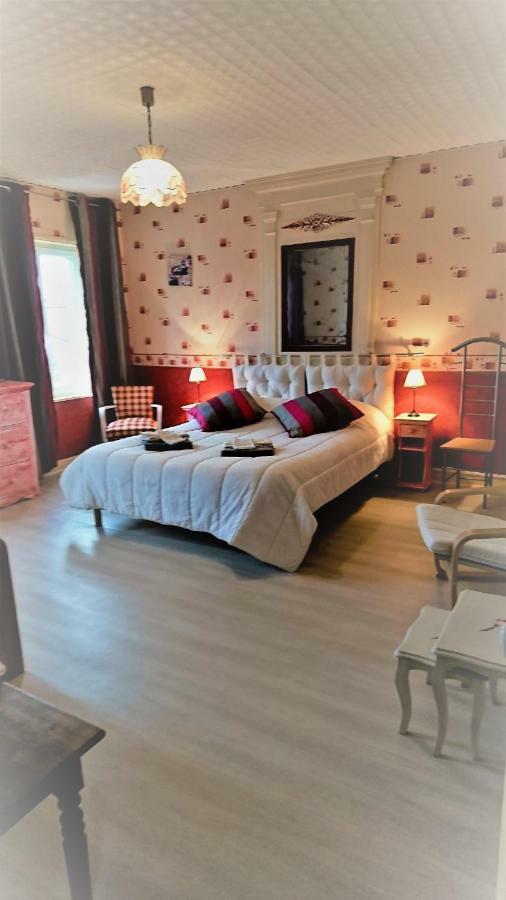 Joyeux Reveil Bed & Breakfast Courseulles-sur-Mer Bagian luar foto