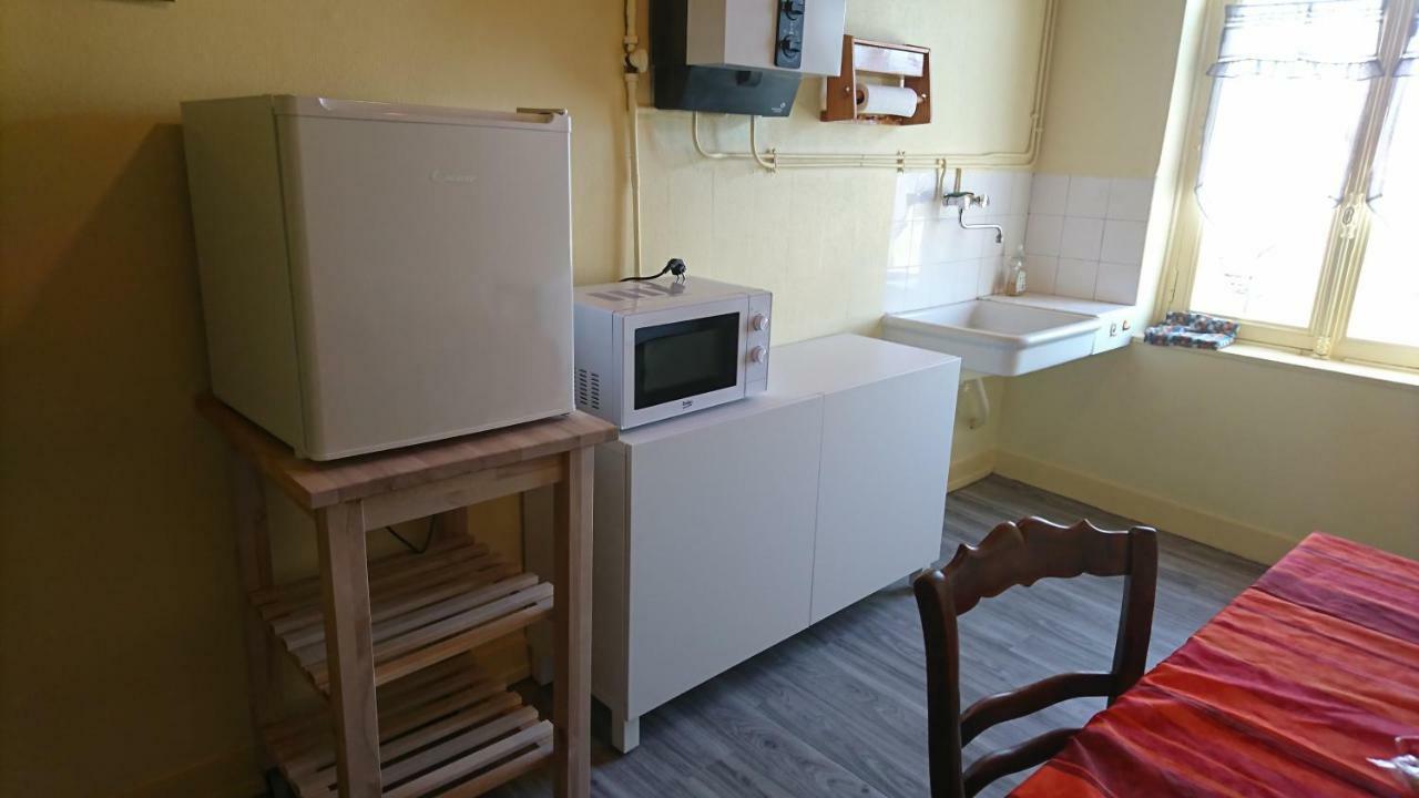 Joyeux Reveil Bed & Breakfast Courseulles-sur-Mer Bagian luar foto